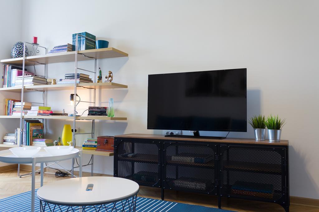 Apartment Tesla Belgrade Luaran gambar
